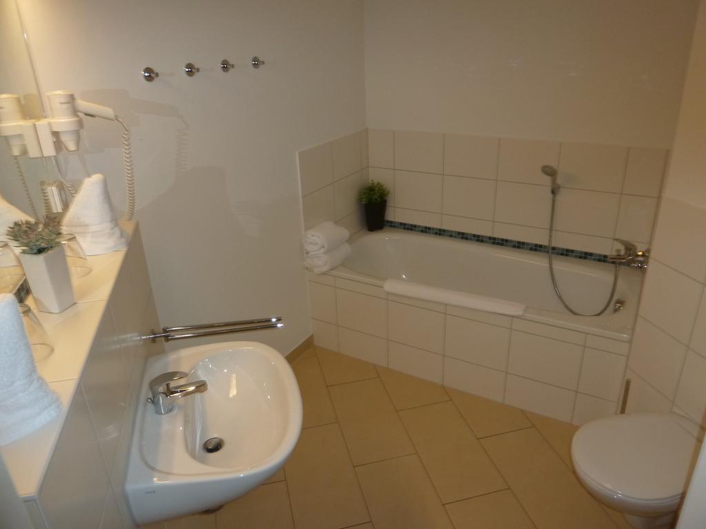 Hotel Goor Und Apartmenthaus Лаутербах Екстериор снимка